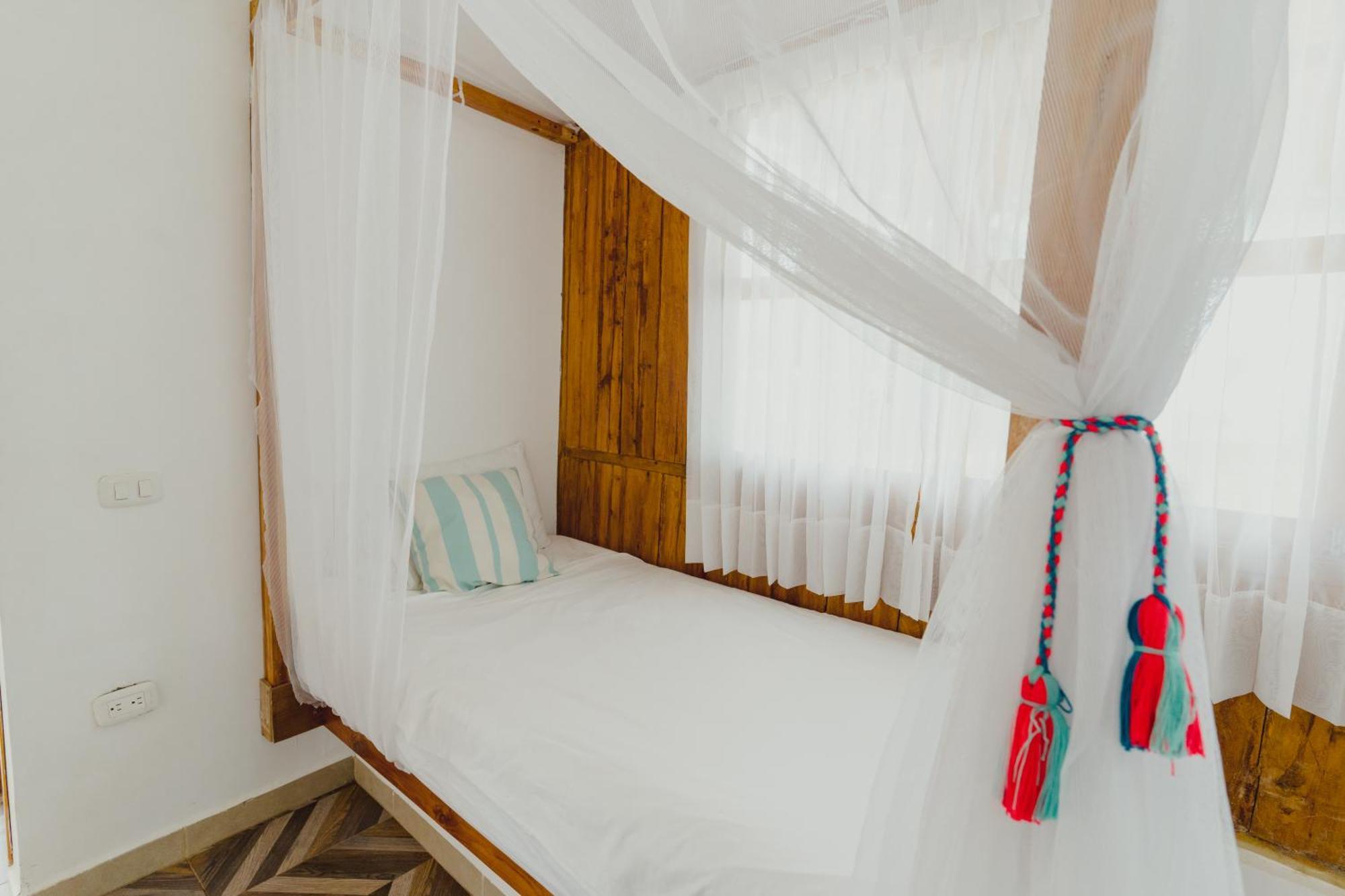 Uuttaaka Eco-Hotel パロミノ エクステリア 写真