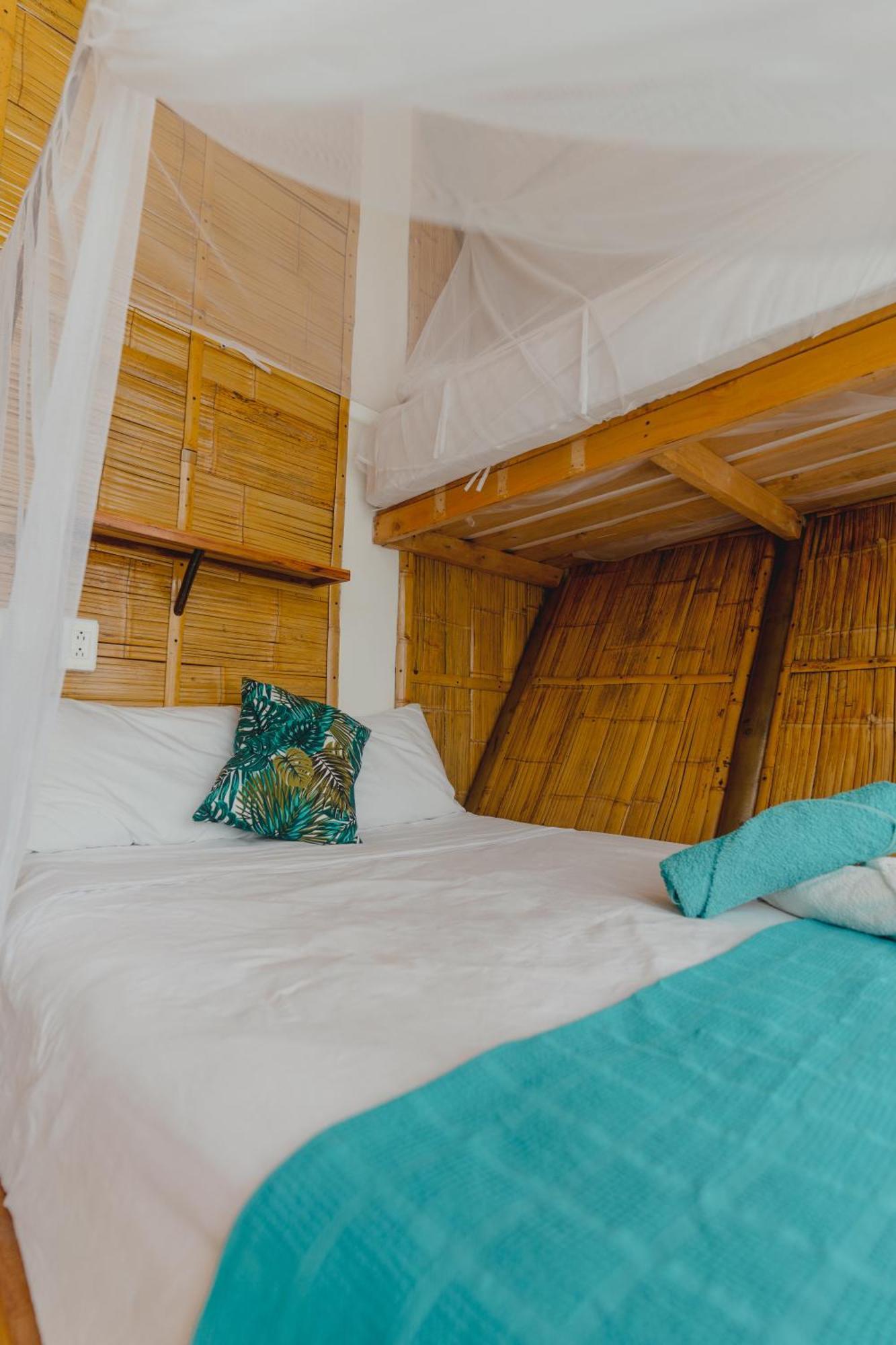 Uuttaaka Eco-Hotel パロミノ エクステリア 写真