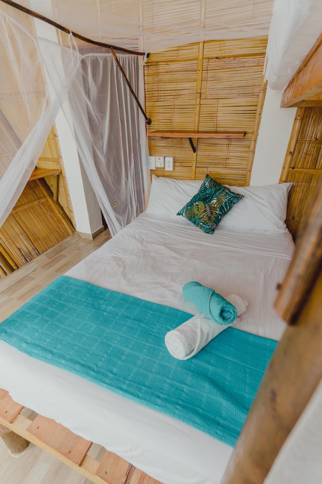 Uuttaaka Eco-Hotel パロミノ エクステリア 写真